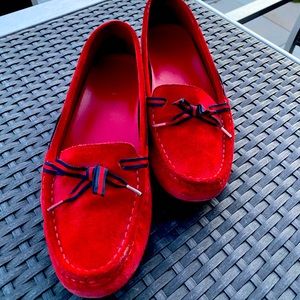 Gucci women’s red suede driving moccasins. Red/navy ties.